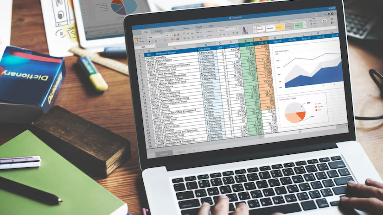 Complete Program in Data Analysis